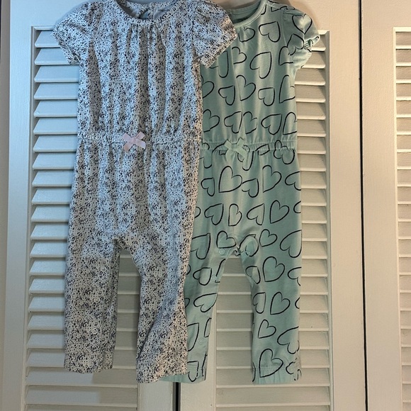 Carter's Other - 🌸2 for $30🌸 Carter's Black Speckled Bodysuit and Blue Hearts Bodysuit